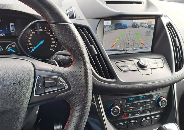 Ford Kuga cena 109900 przebieg: 62928, rok produkcji 2019 z Warszawa małe 407